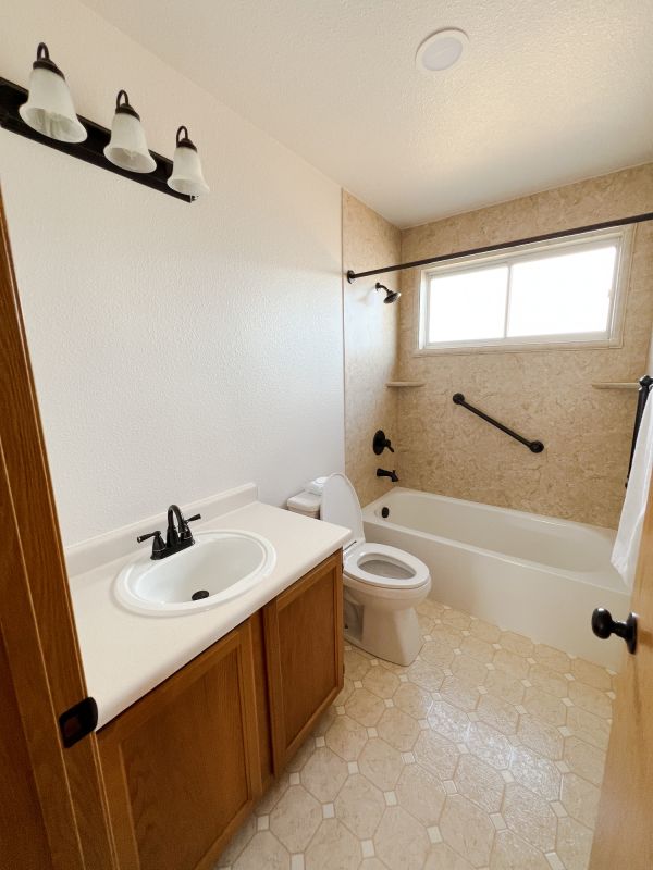 Top Bathroom Remodeling Companies in Newtown, CT